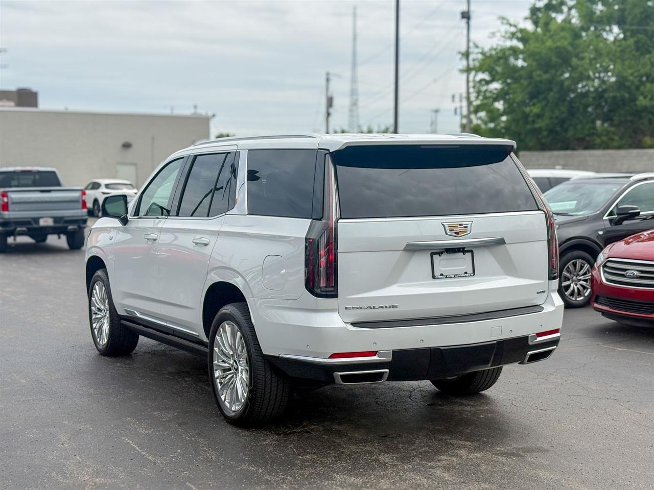 Cadillac Escalade  2025