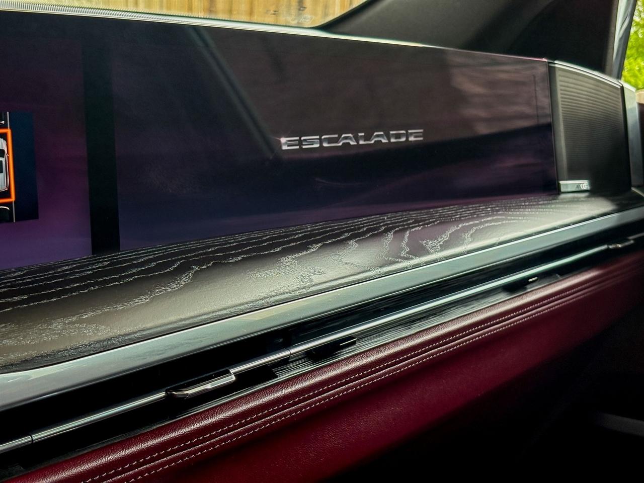 Cadillac Escalade  2025