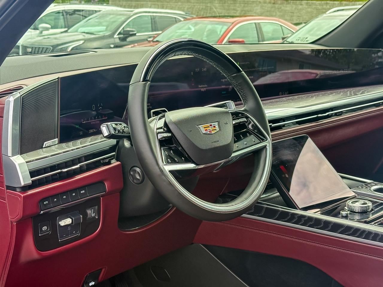 Cadillac Escalade  2025