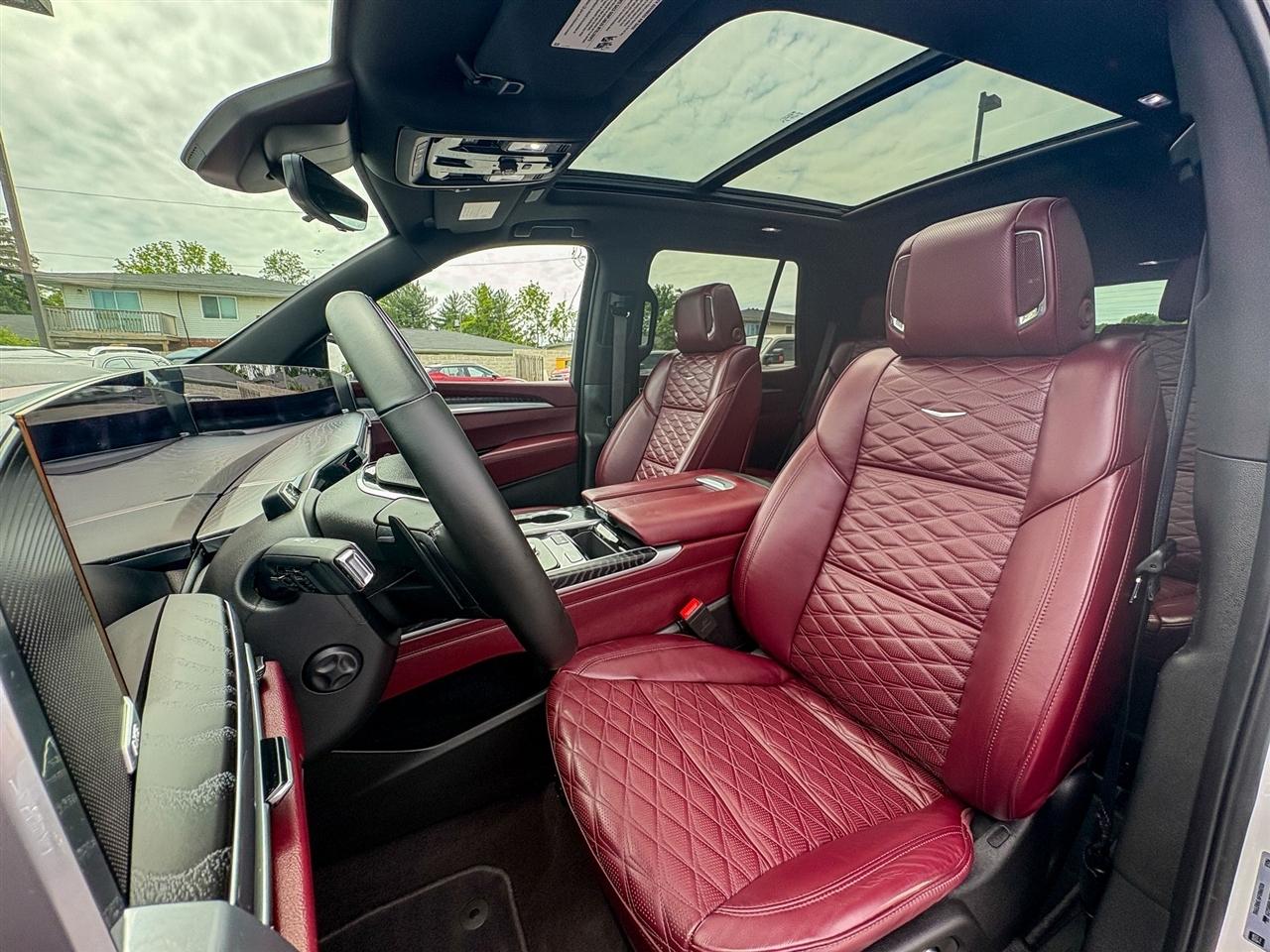 Cadillac Escalade  2025