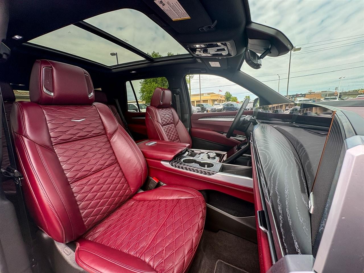 Cadillac Escalade  2025