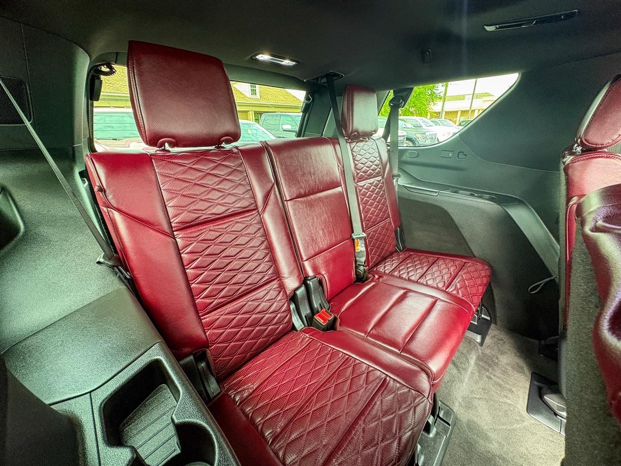 Cadillac Escalade  2025