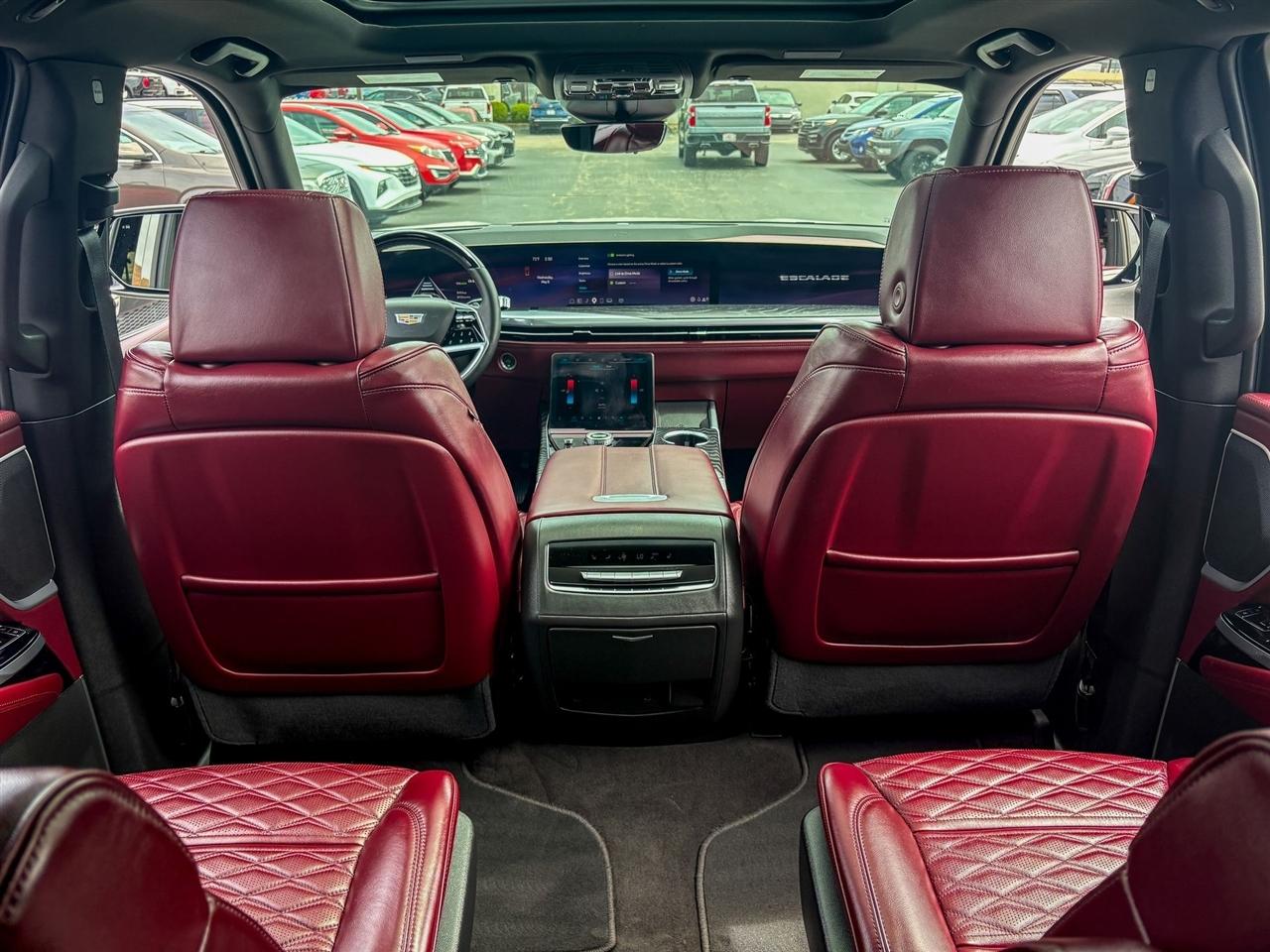 Cadillac Escalade  2025