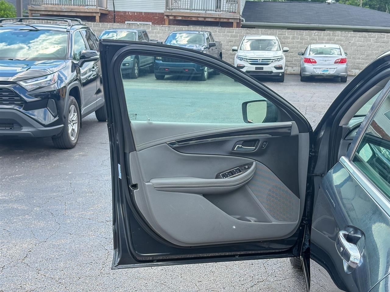 Chevrolet Impala  2014
