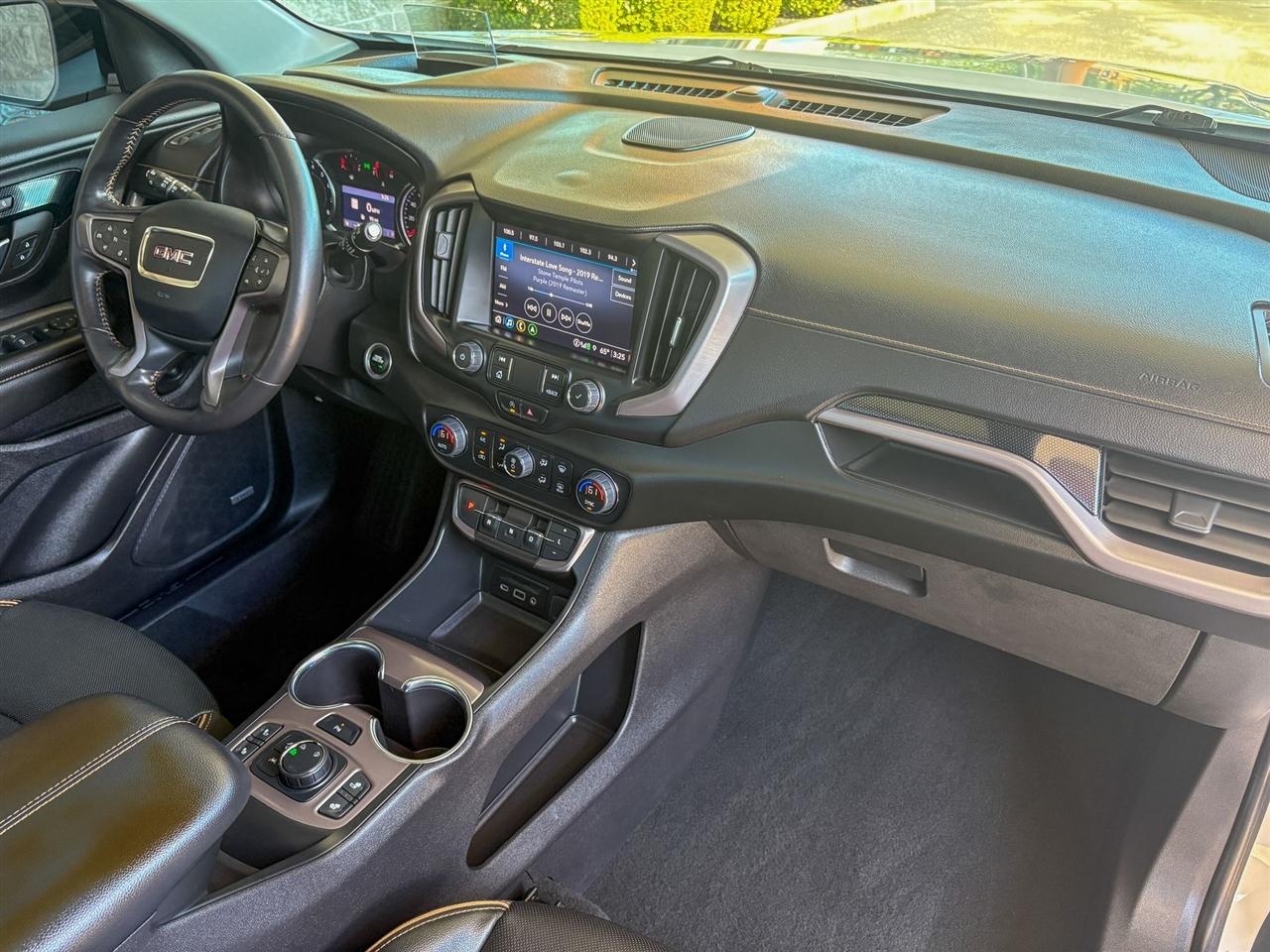 GMC Terrain  2022