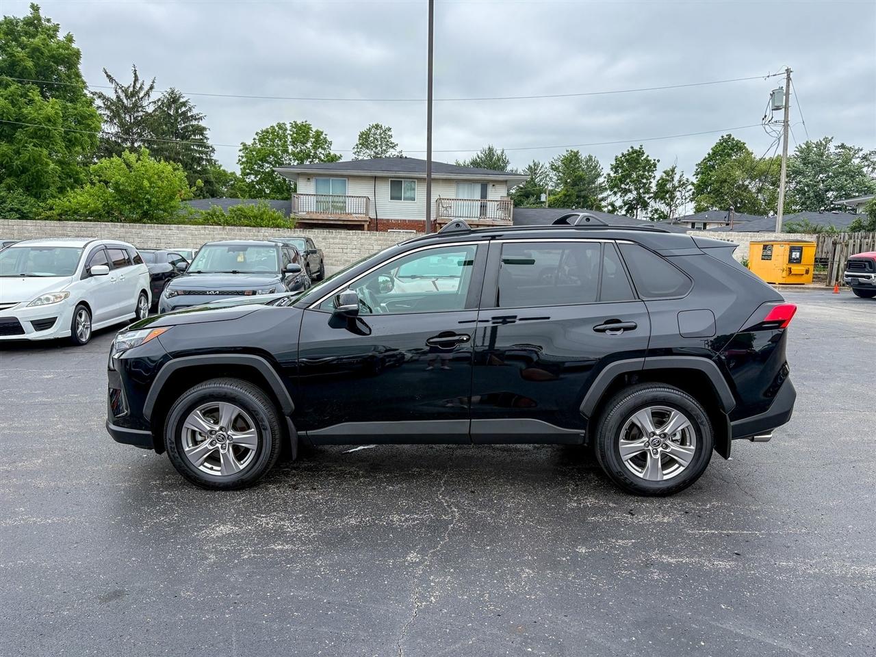 Toyota RAV4  2023