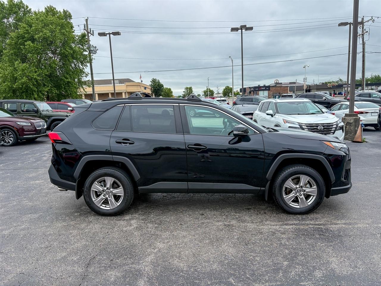 Toyota RAV4  2023