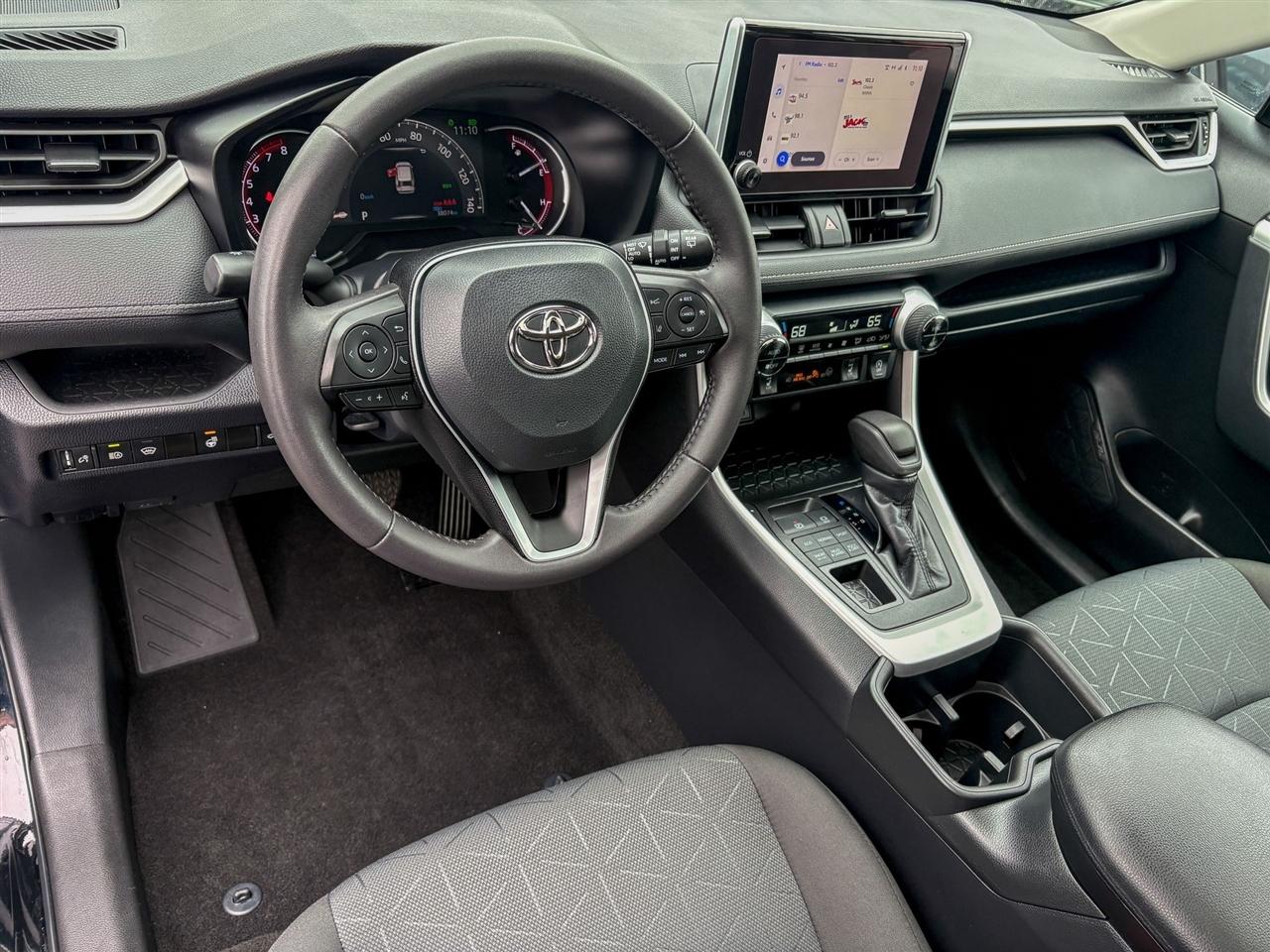Toyota RAV4  2023