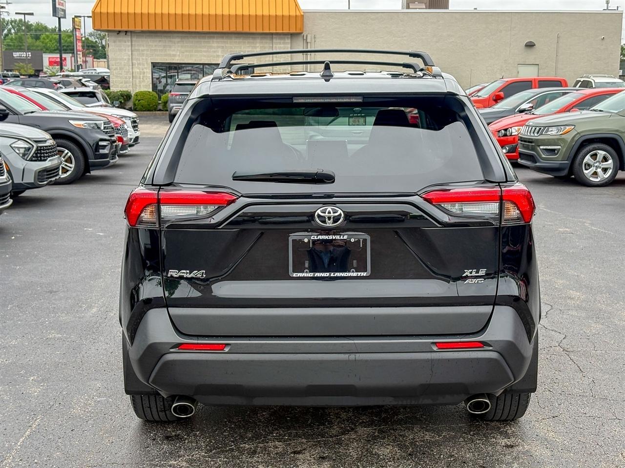 Toyota RAV4  2023