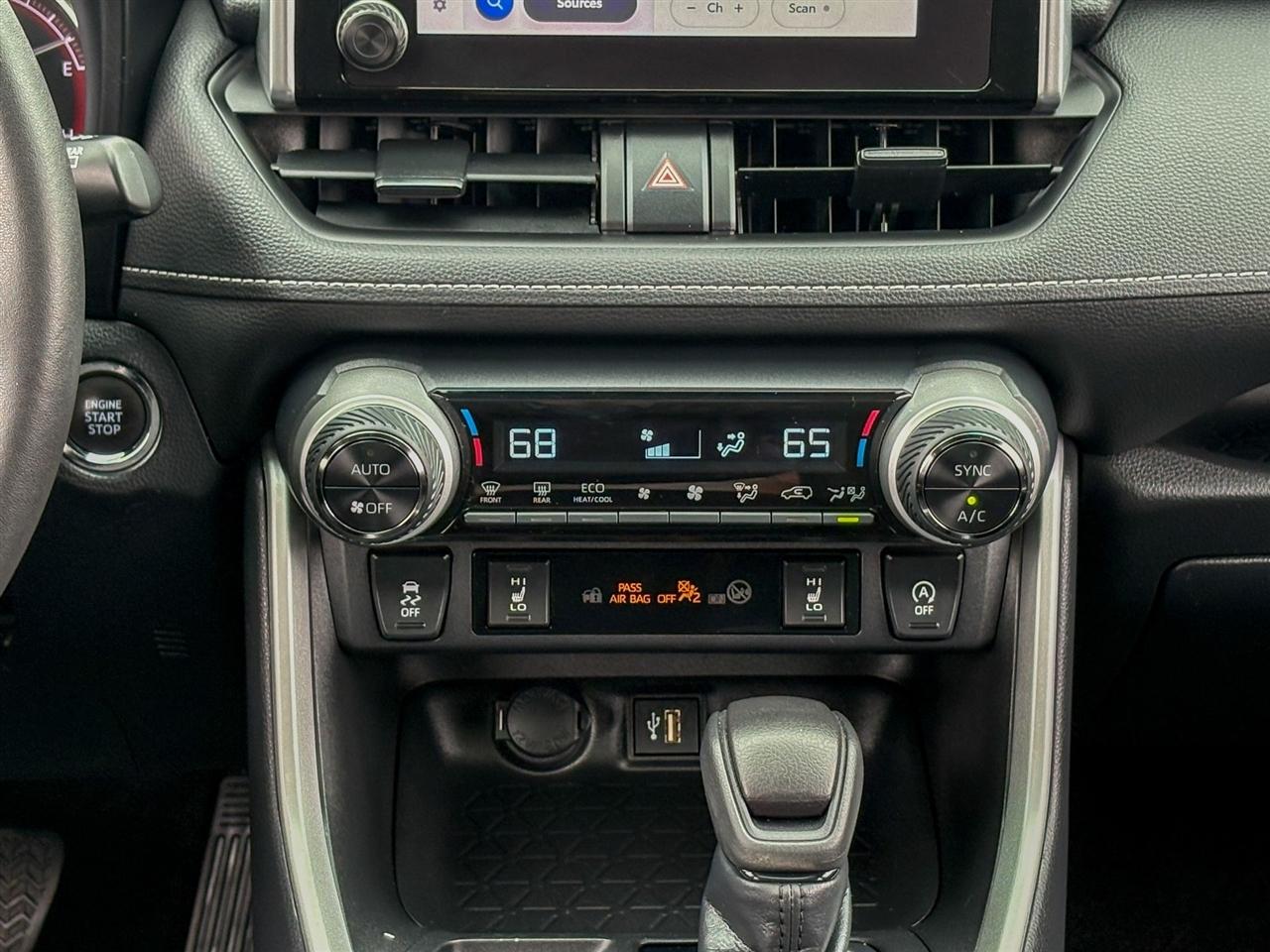 Toyota RAV4  2023