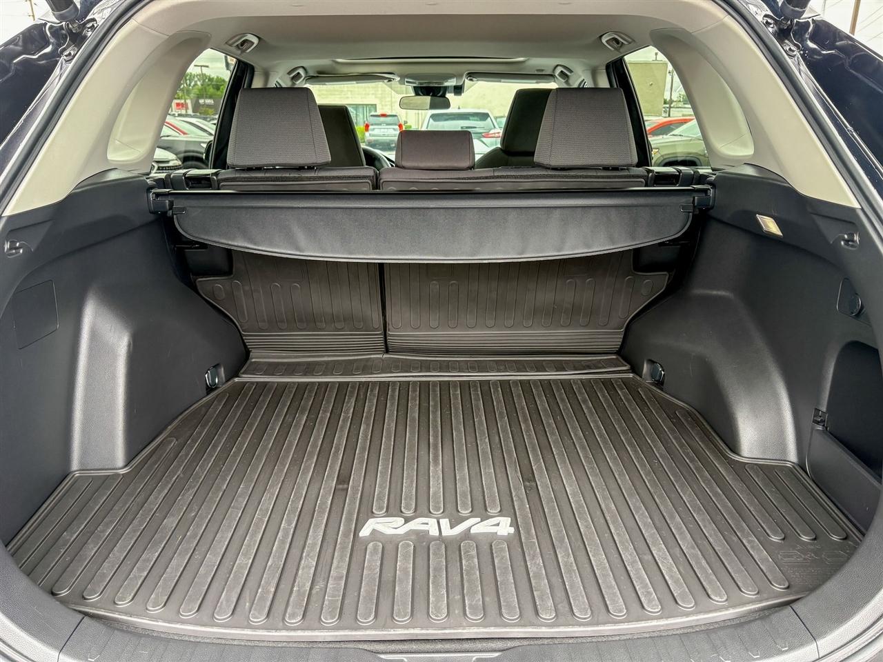 Toyota RAV4  2023