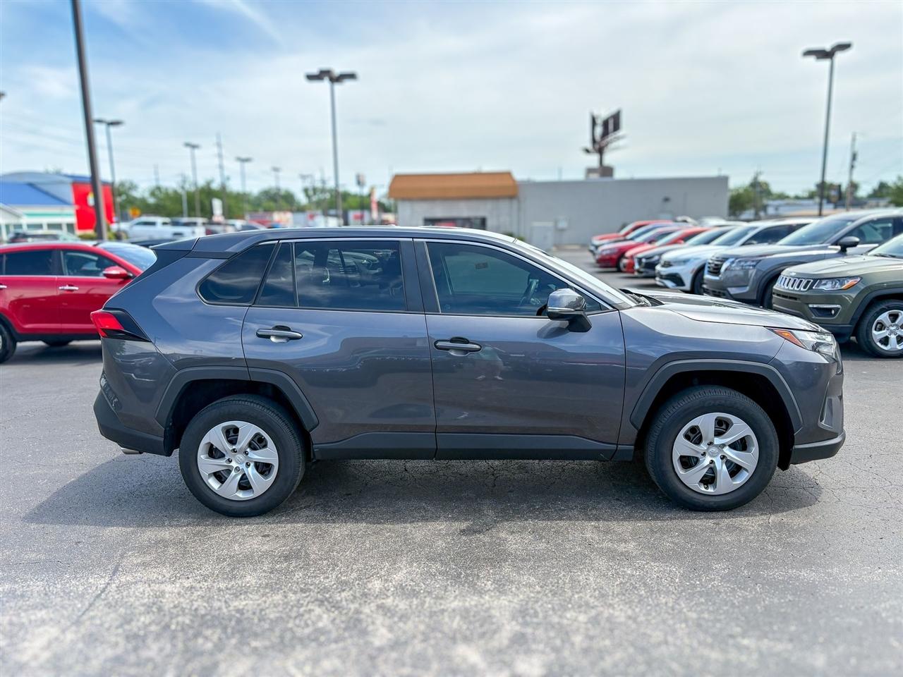 Toyota RAV4  2023