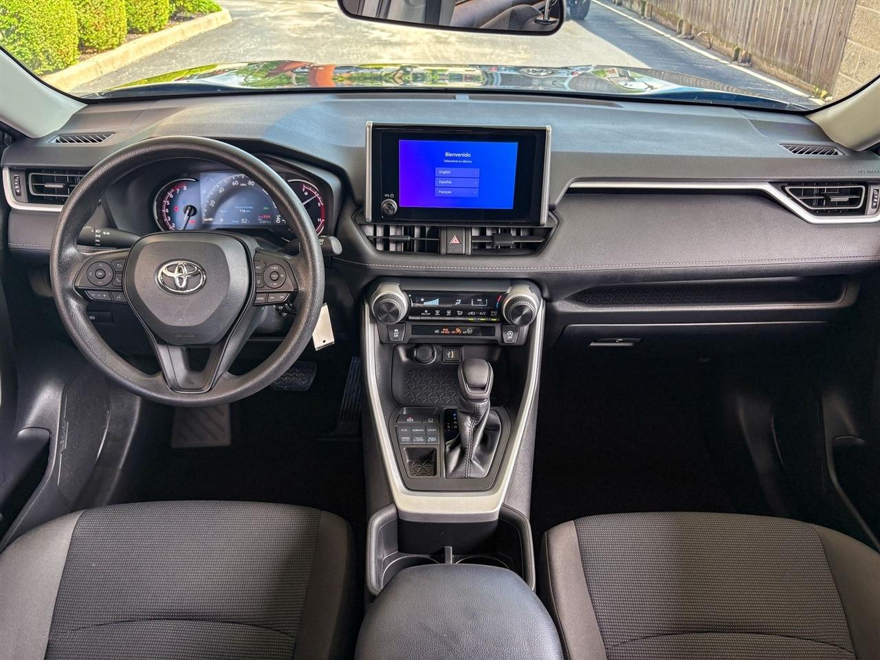 Toyota RAV4  2023