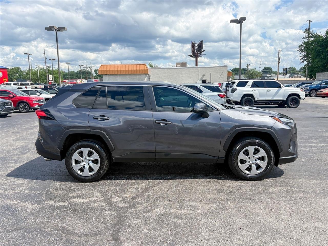 Toyota RAV4  2023