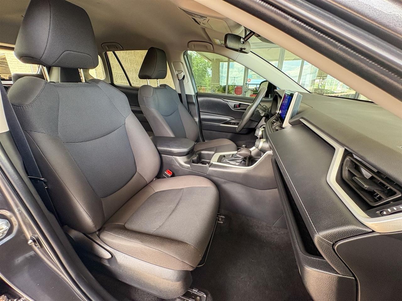 Toyota RAV4  2023