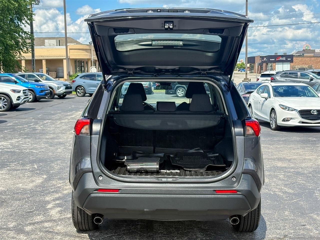Toyota RAV4  2023
