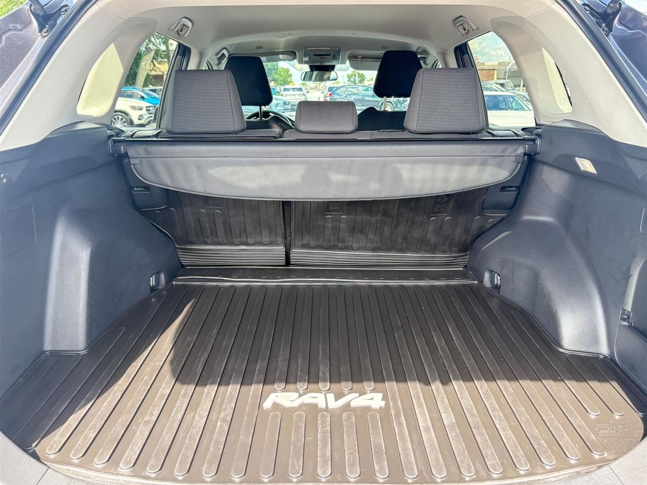Toyota RAV4  2023