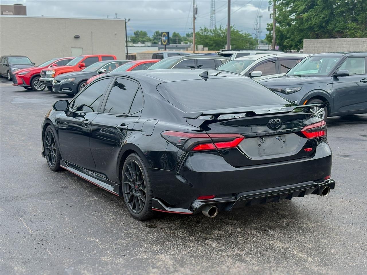 Toyota Camry  2021