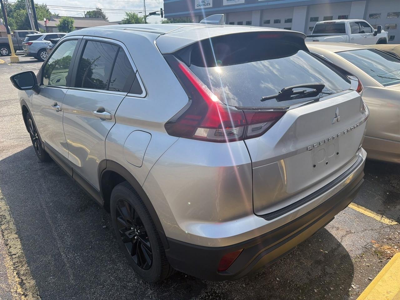 Mitsubishi Eclipse Cross  2023