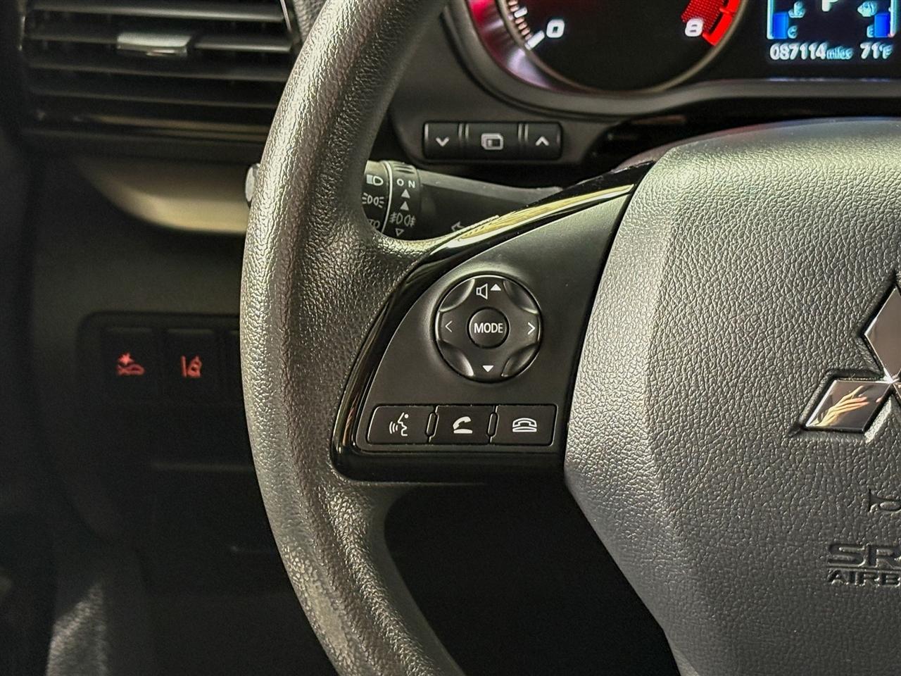 Mitsubishi Eclipse Cross  2023