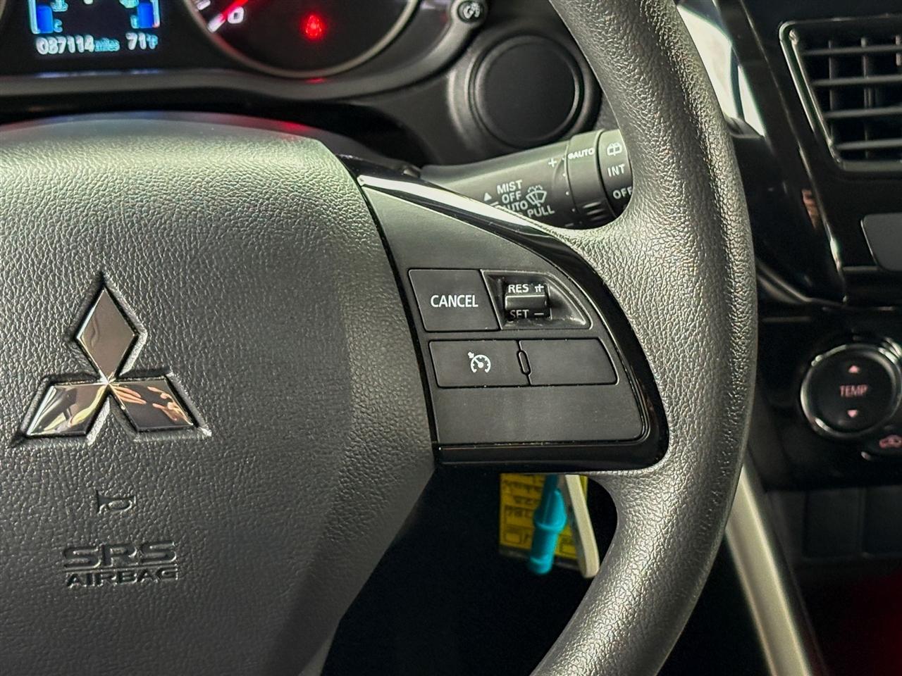Mitsubishi Eclipse Cross  2023