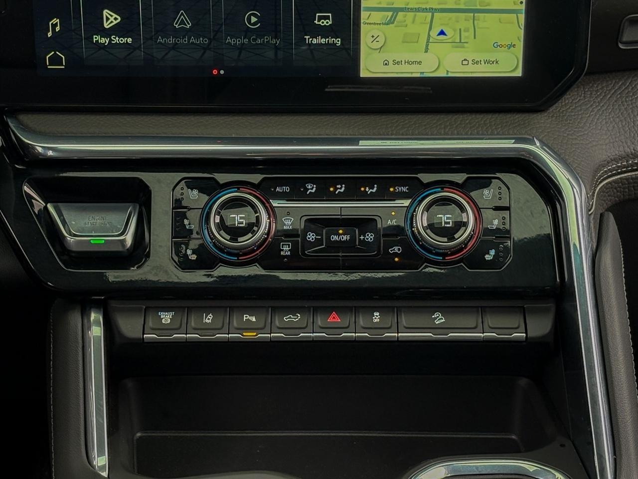 GMC Sierra 2500HD Denali Crew Cab 4WD 2026