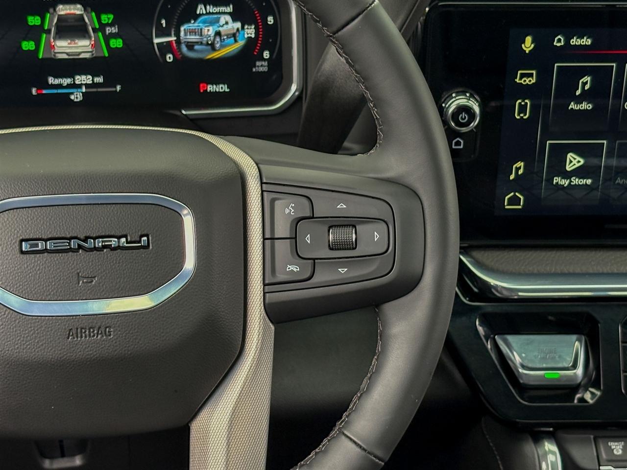 GMC Sierra 2500HD Denali Crew Cab 4WD 2026