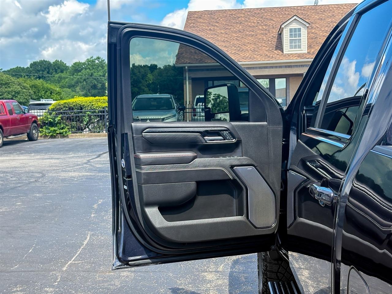 GMC Sierra 2500HD AT4X Crew Cab 4WD 2024