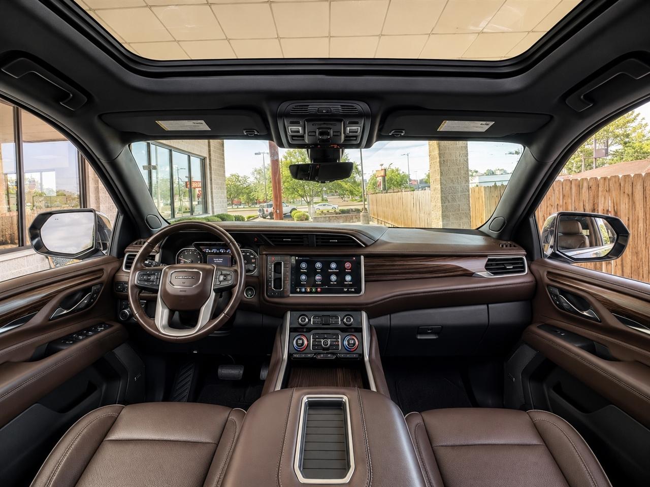 GMC Yukon Denali 4WD 2021