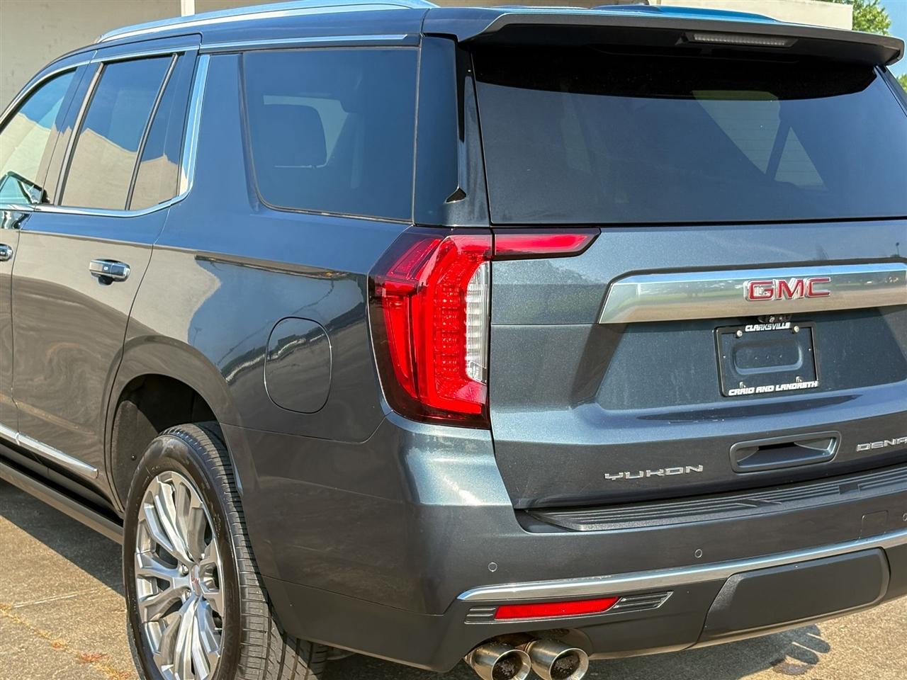 GMC Yukon Denali 4WD 2021