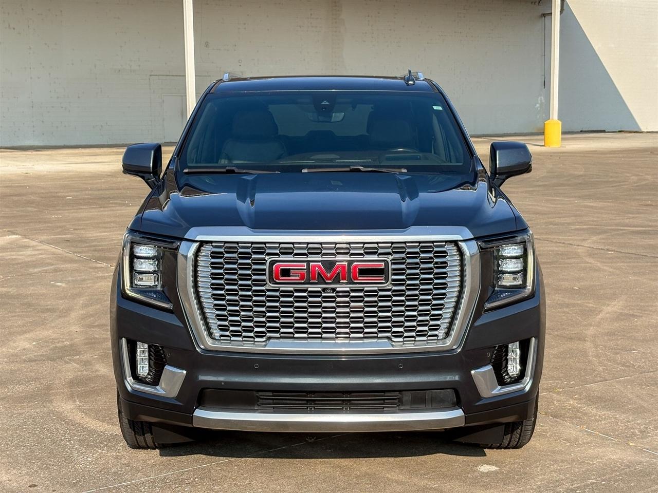 GMC Yukon Denali 4WD 2021
