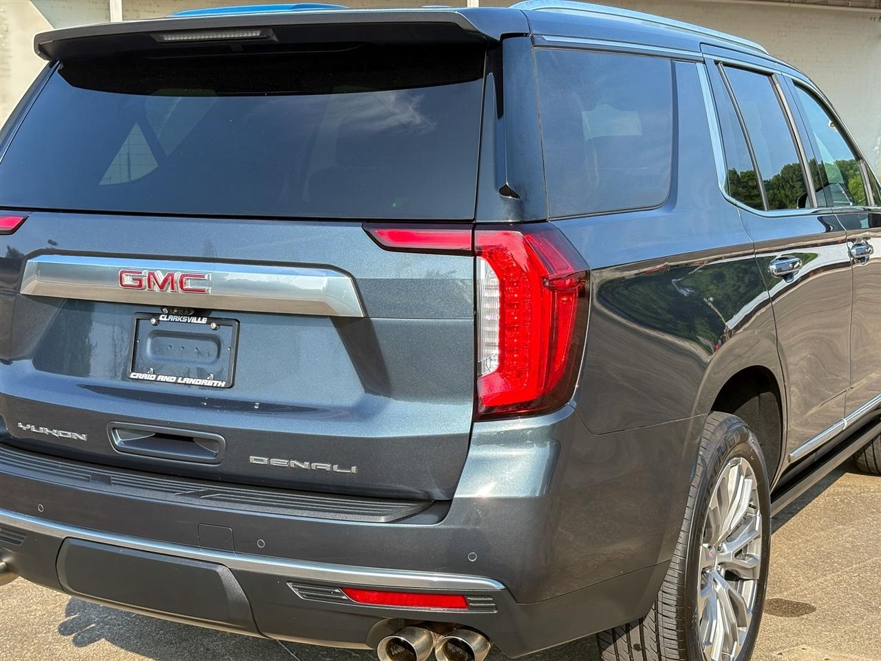 GMC Yukon Denali 4WD 2021