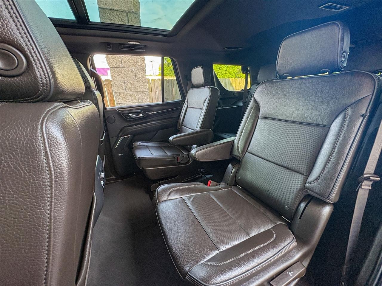 GMC Yukon Denali 4WD 2021