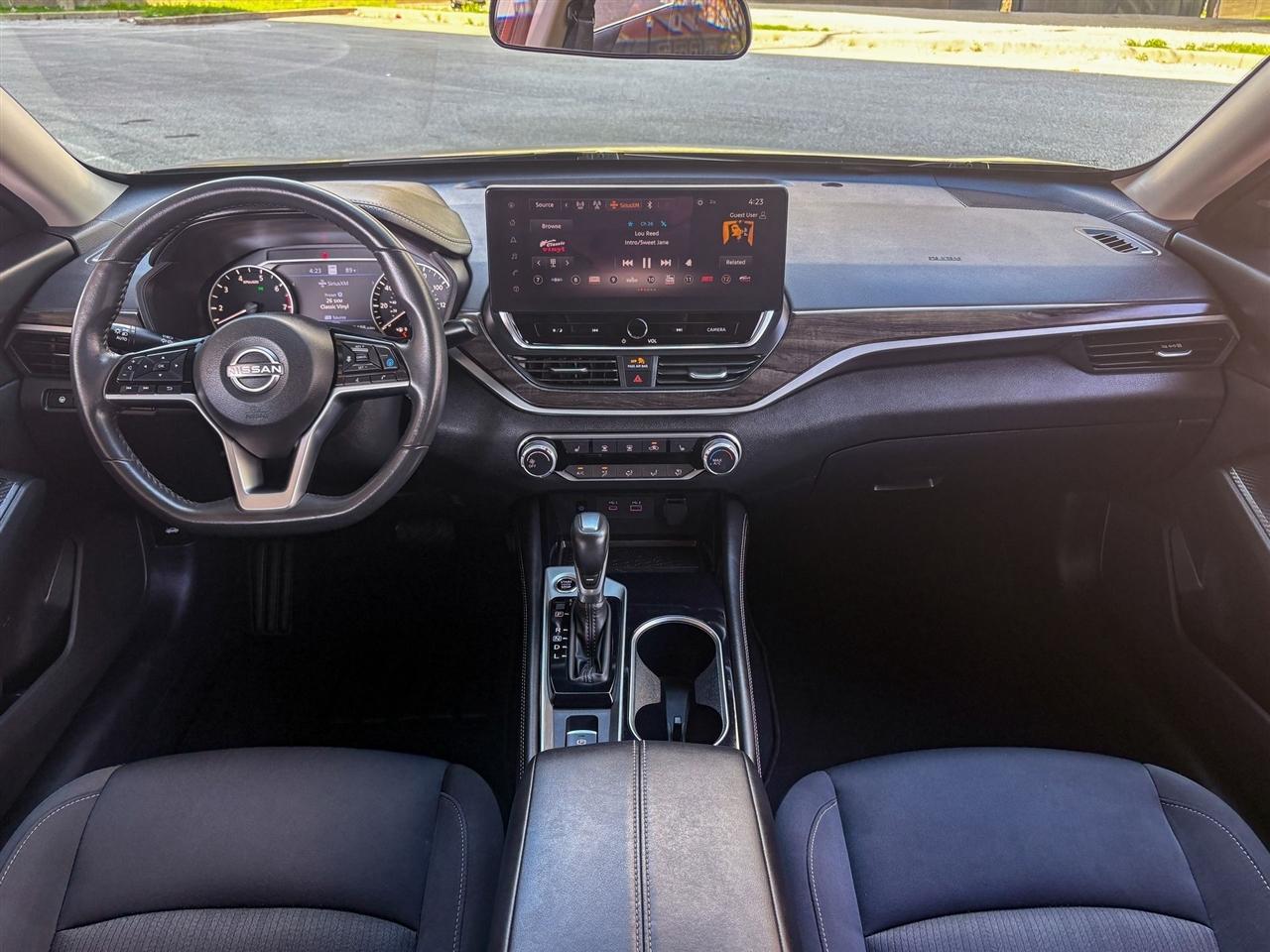 Nissan Altima  2024