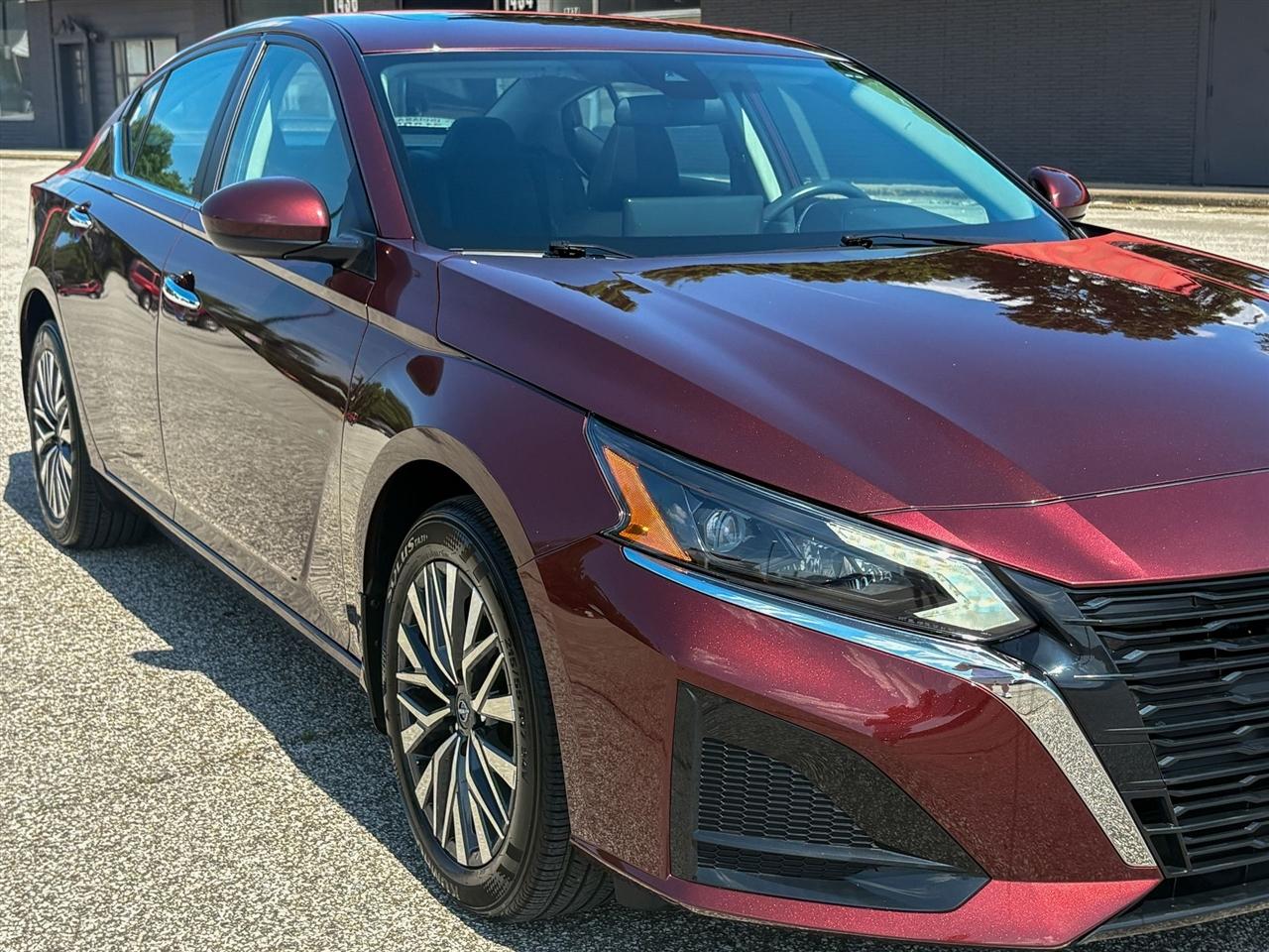 Nissan Altima  2024