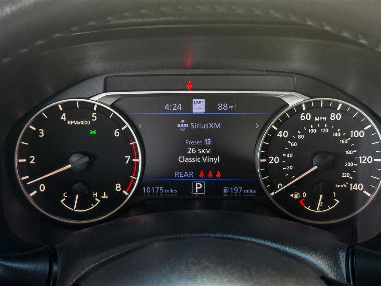 Nissan Altima  2024