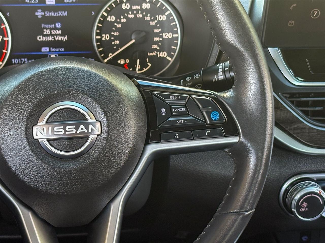 Nissan Altima  2024
