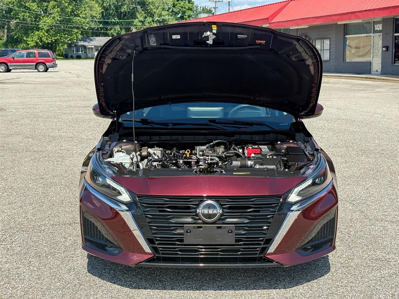 Nissan Altima  2024