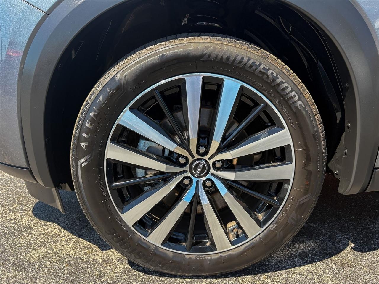 Nissan Pathfinder  2025