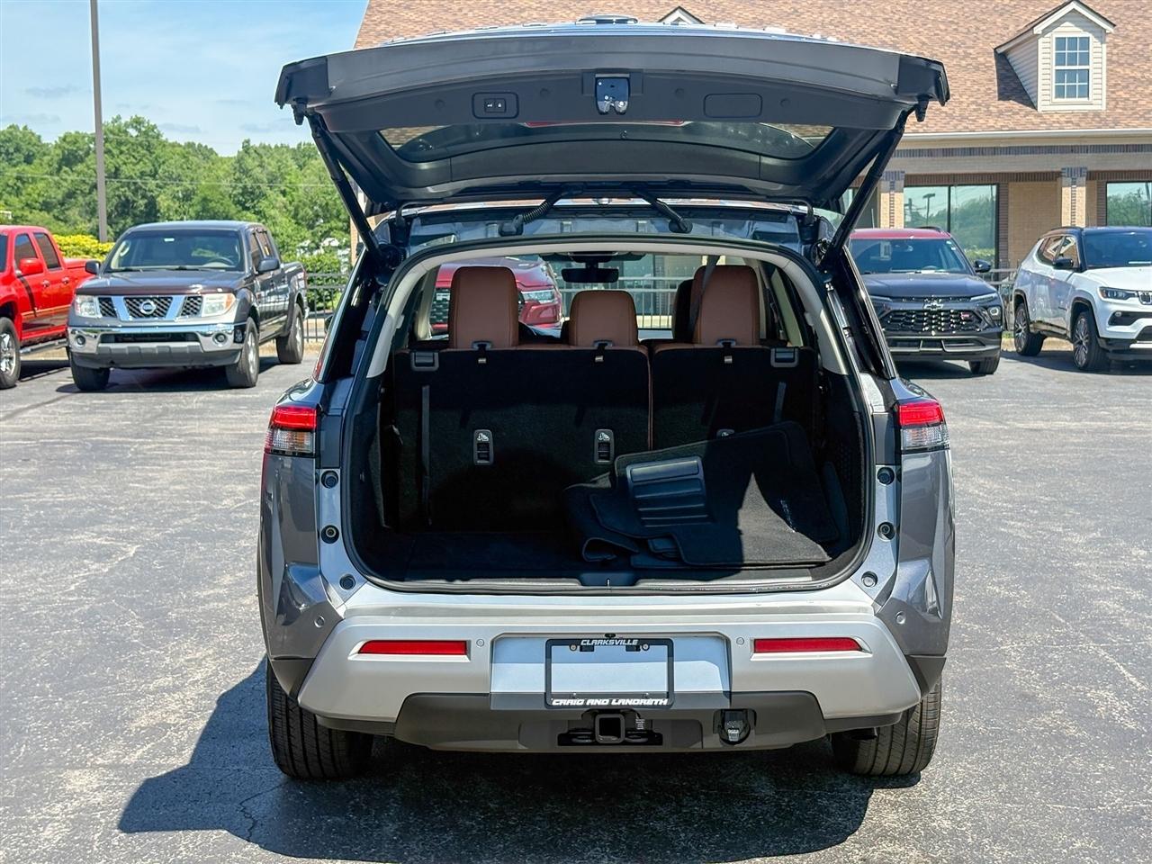 Nissan Pathfinder  2025