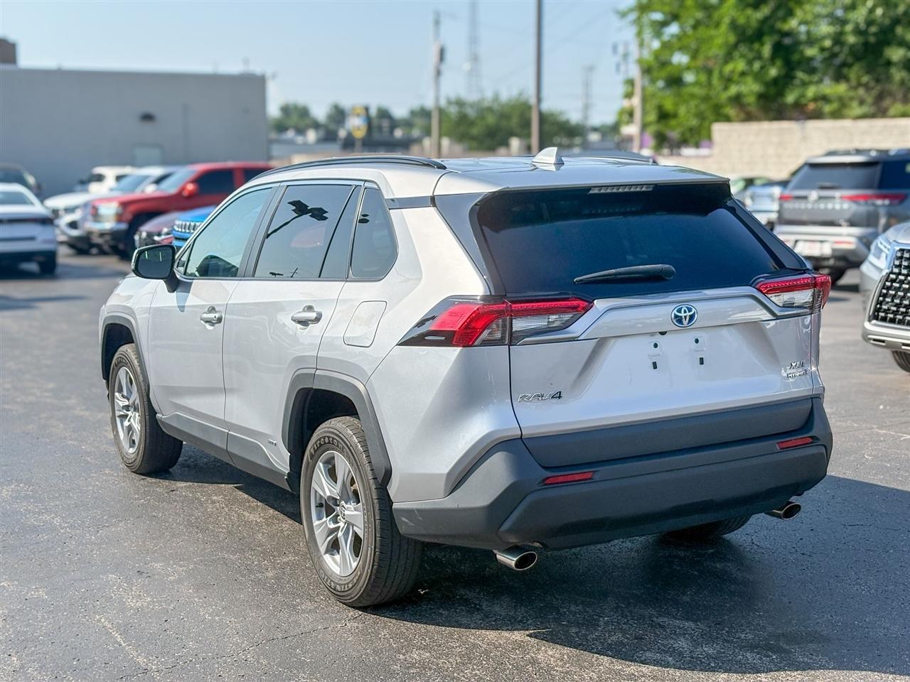 Toyota RAV4  2022
