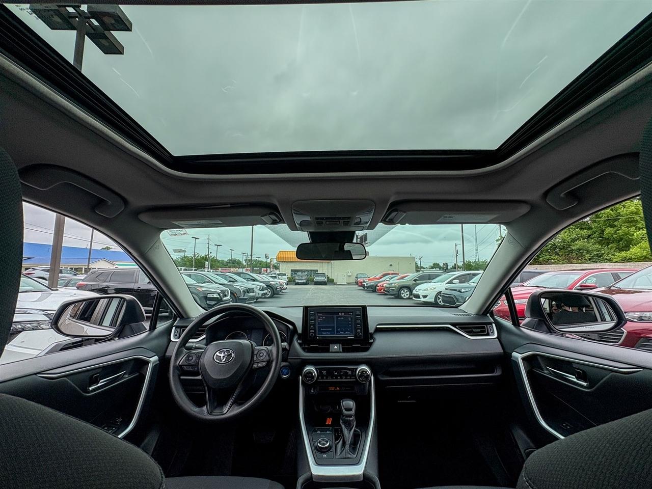 Toyota RAV4  2022