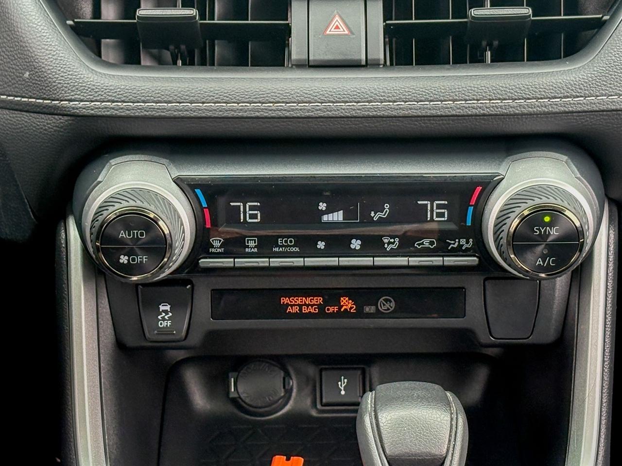 Toyota RAV4  2022