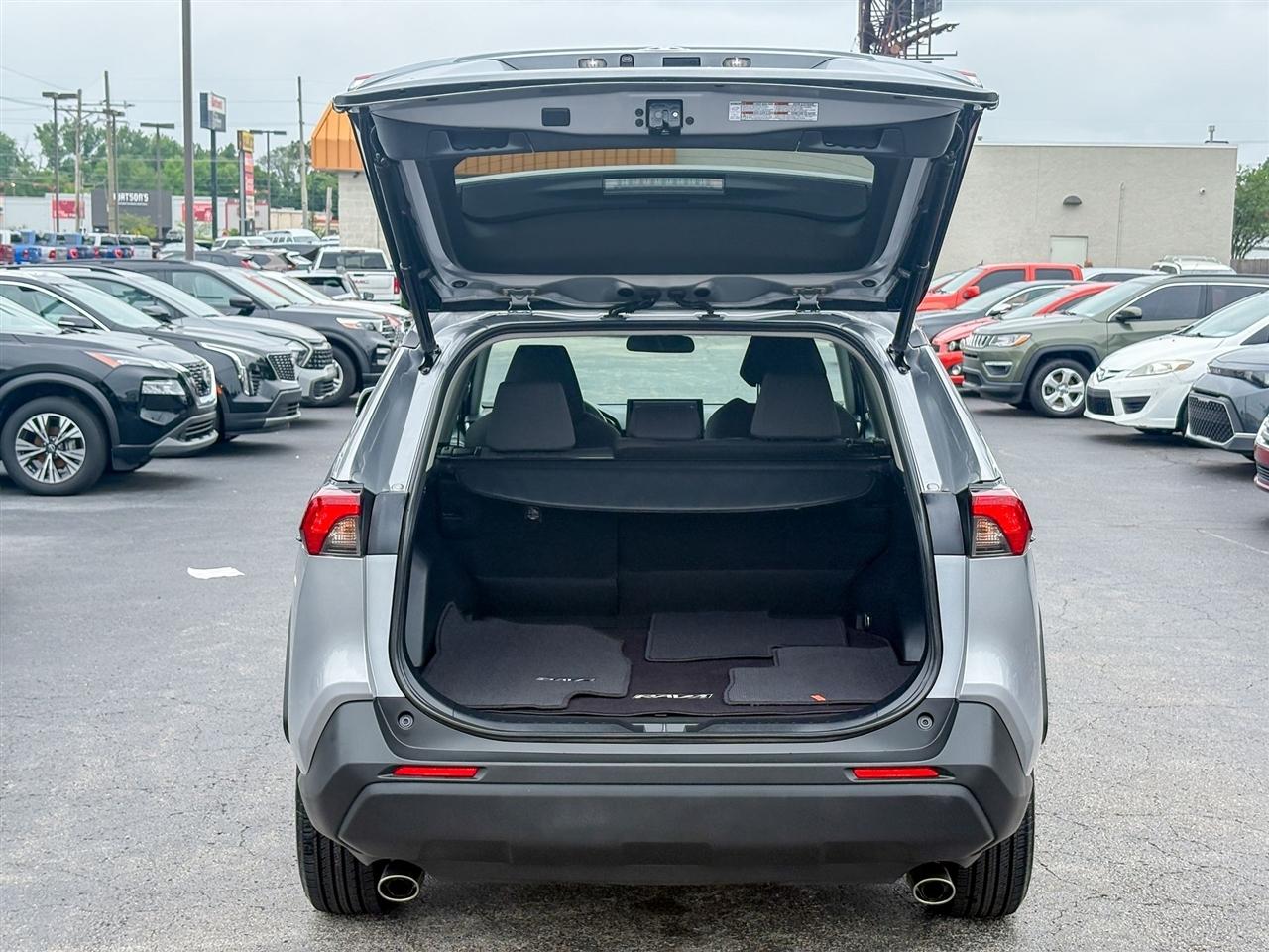 Toyota RAV4  2022