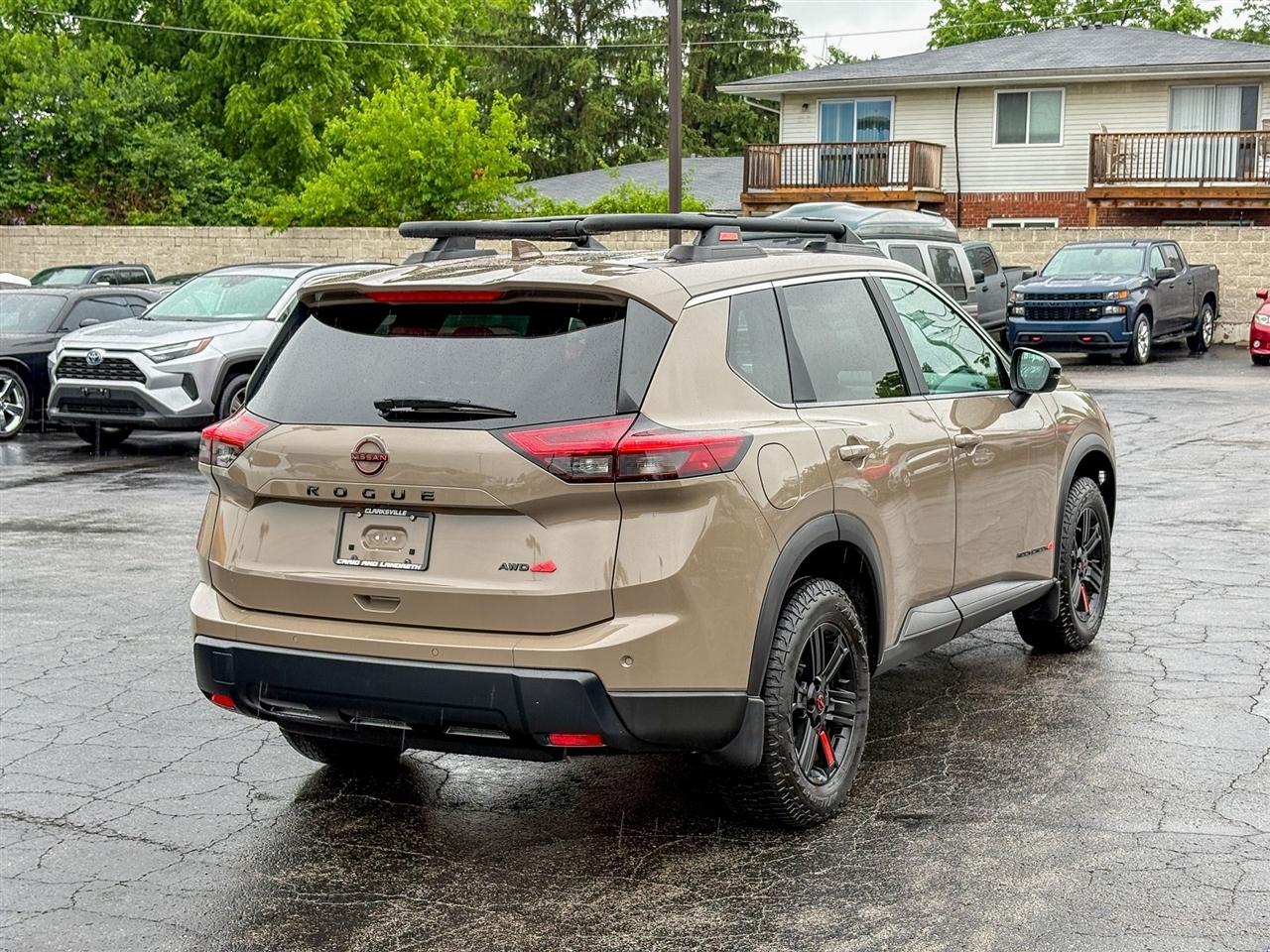 Nissan Rogue  2025