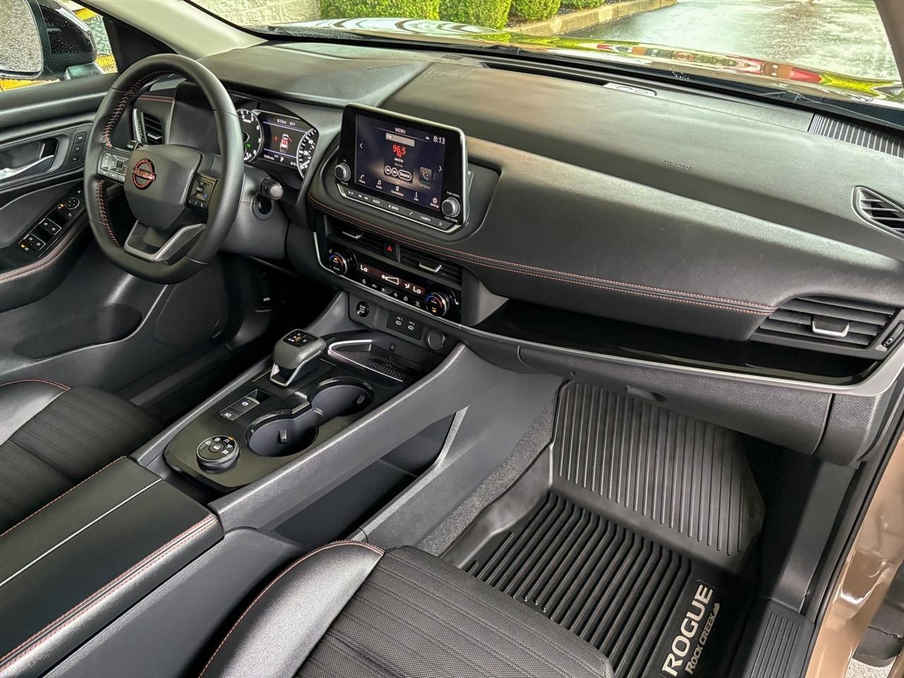 Nissan Rogue  2025