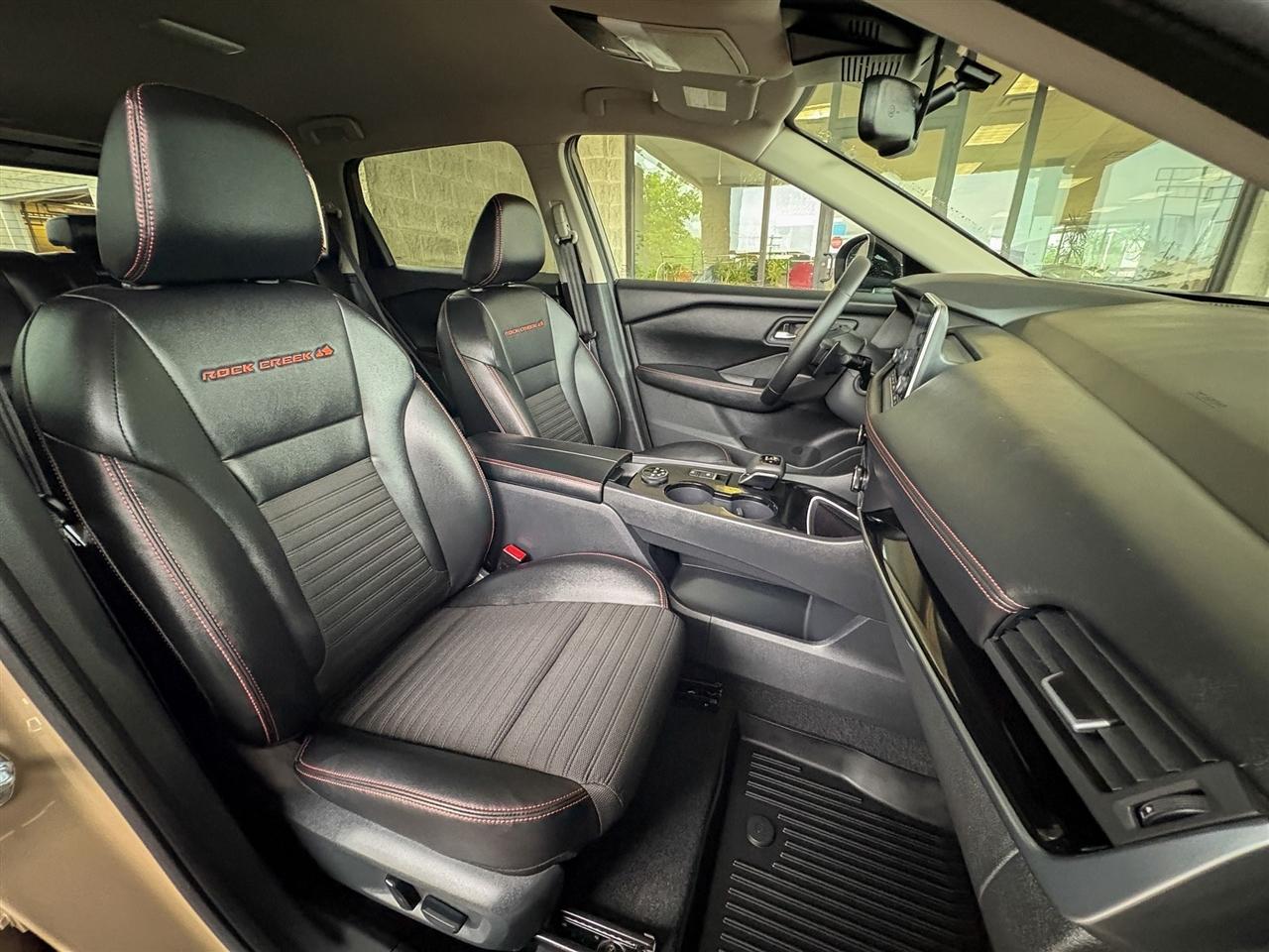 Nissan Rogue  2025