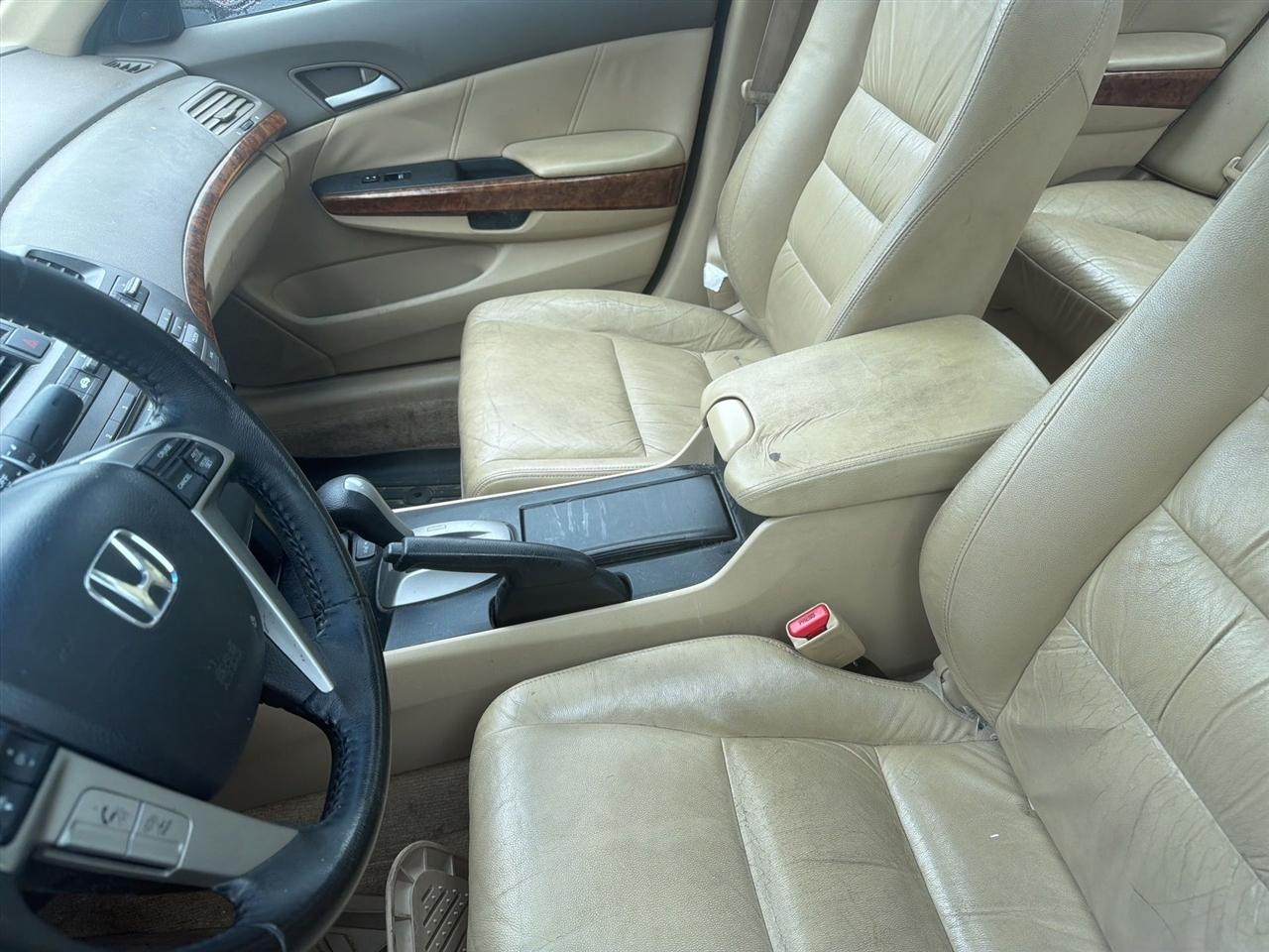 Honda Accord  2010