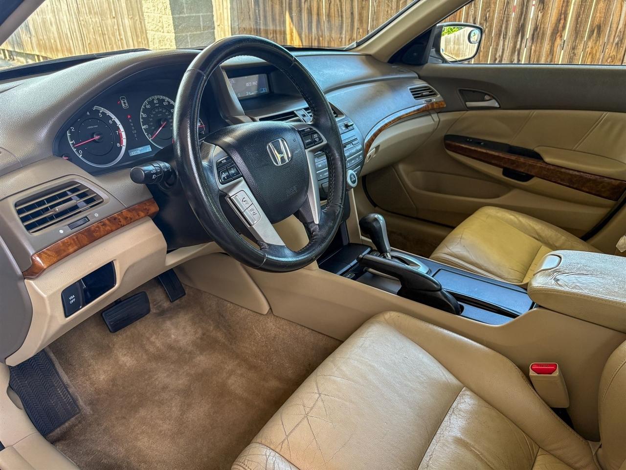 Honda Accord  2010