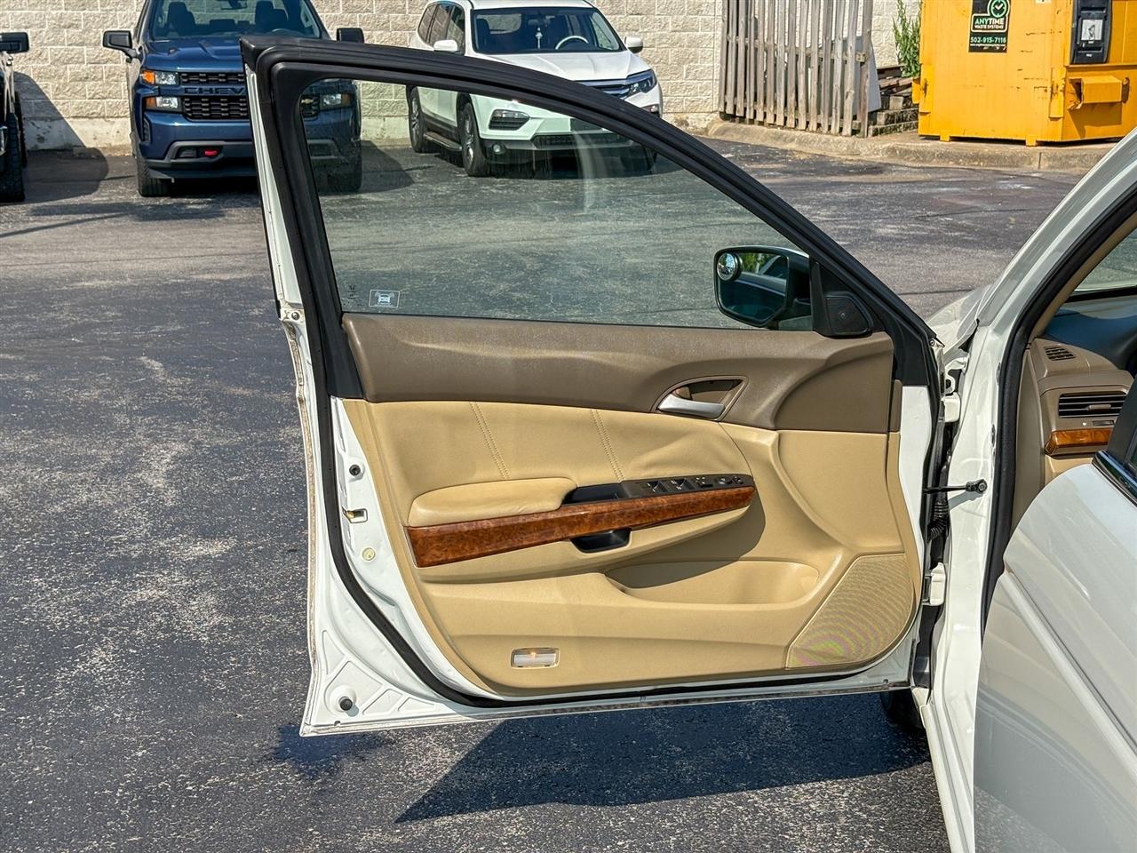 Honda Accord  2010